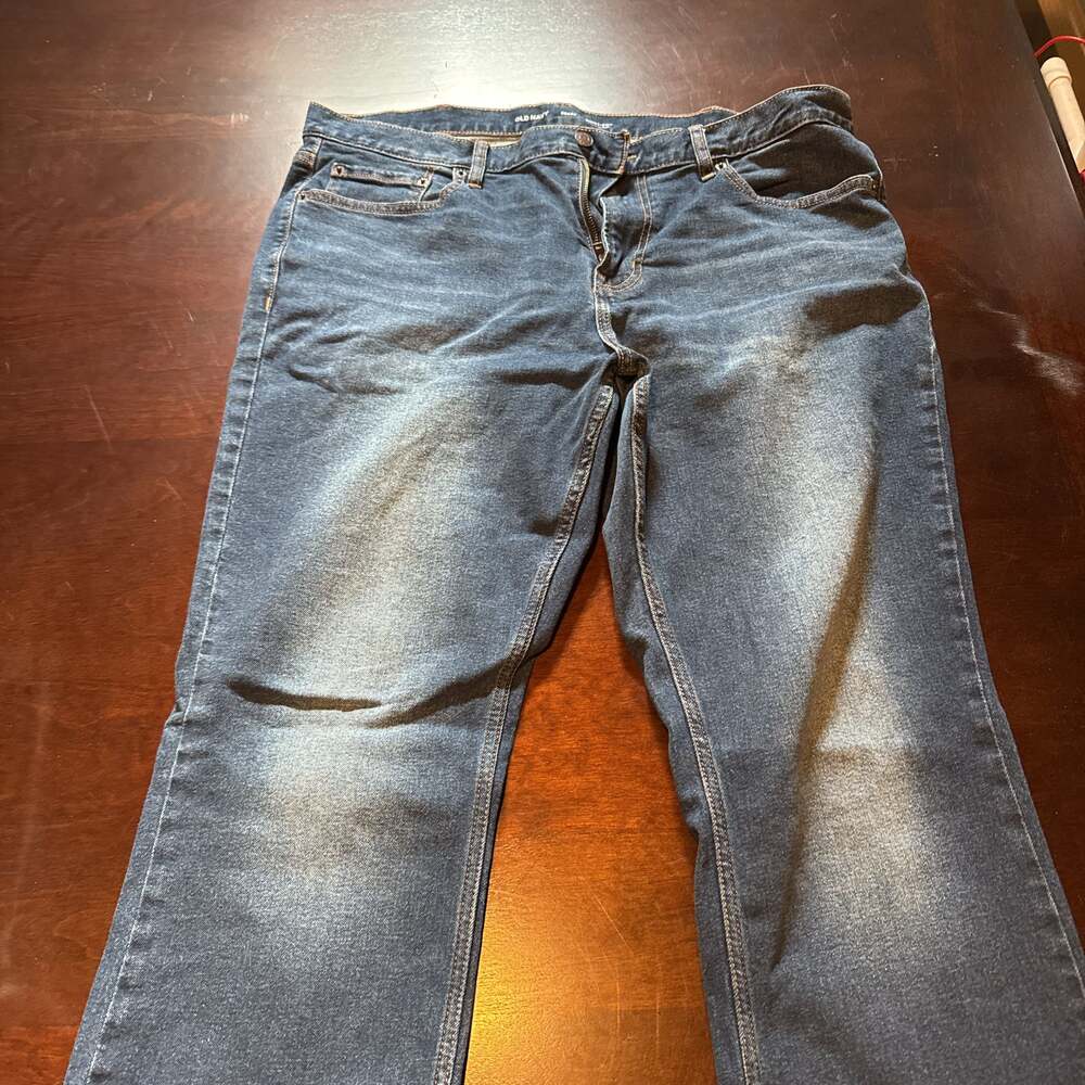 Old Navy Men's Boot-Cut Built-In Flex Jeans 38x32